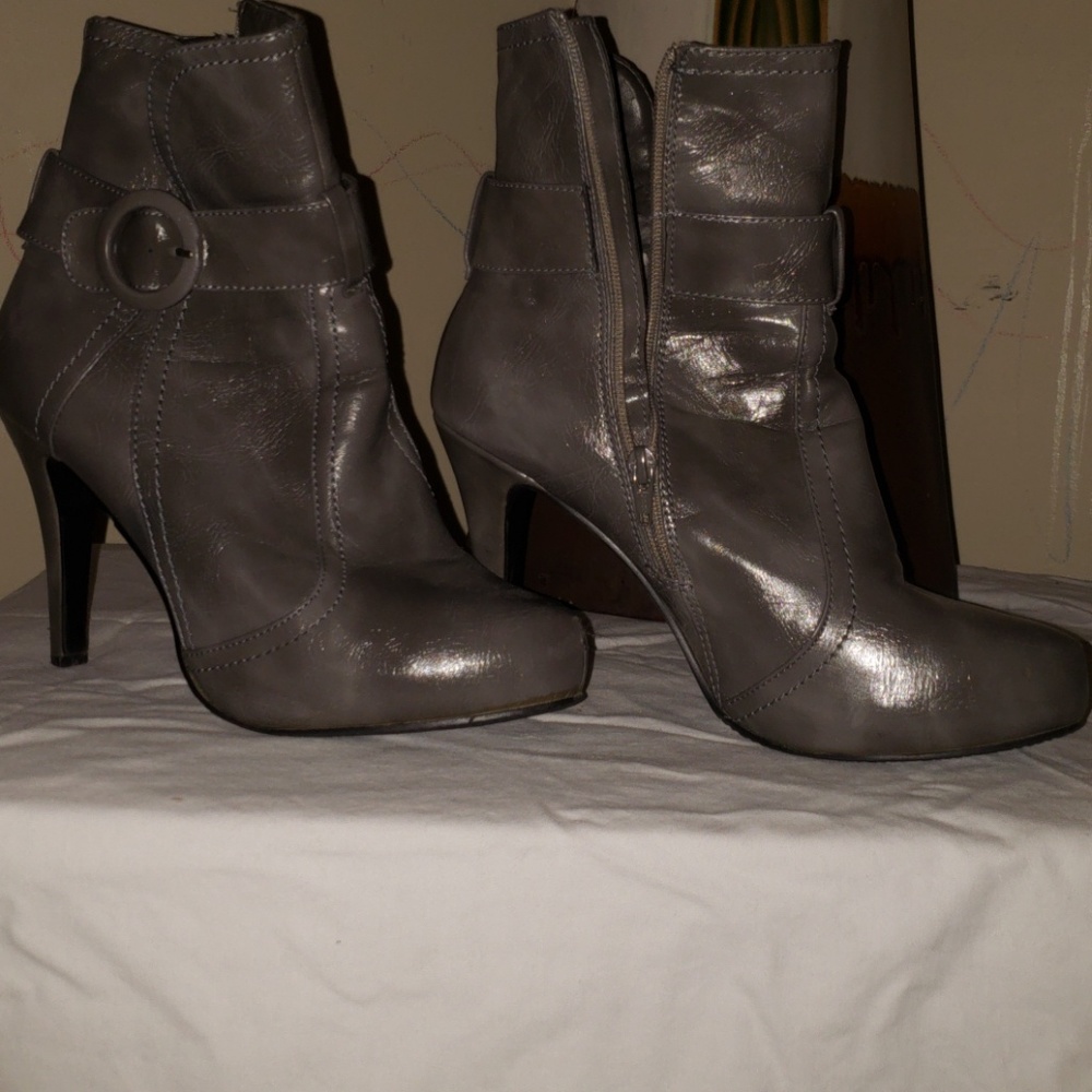 Women boots